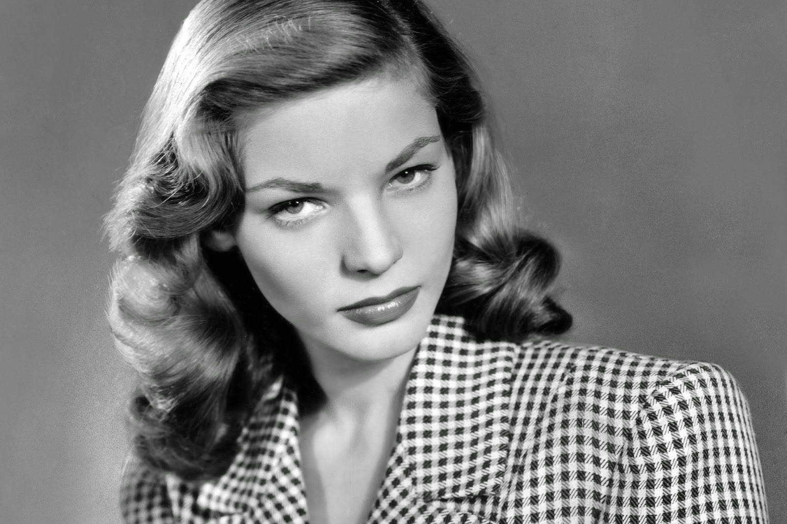 Remembering LAUREN BACALL – ZekeFilm