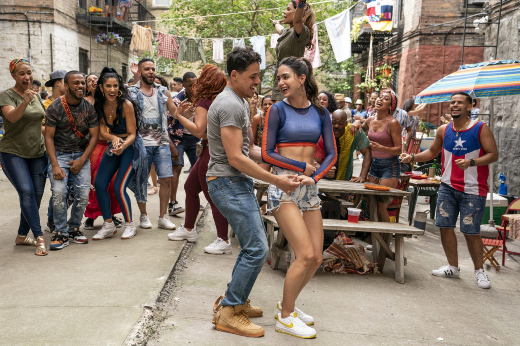 Anthony Ramos and Melissa Barrera in IN THE HEIGHTS (2021)